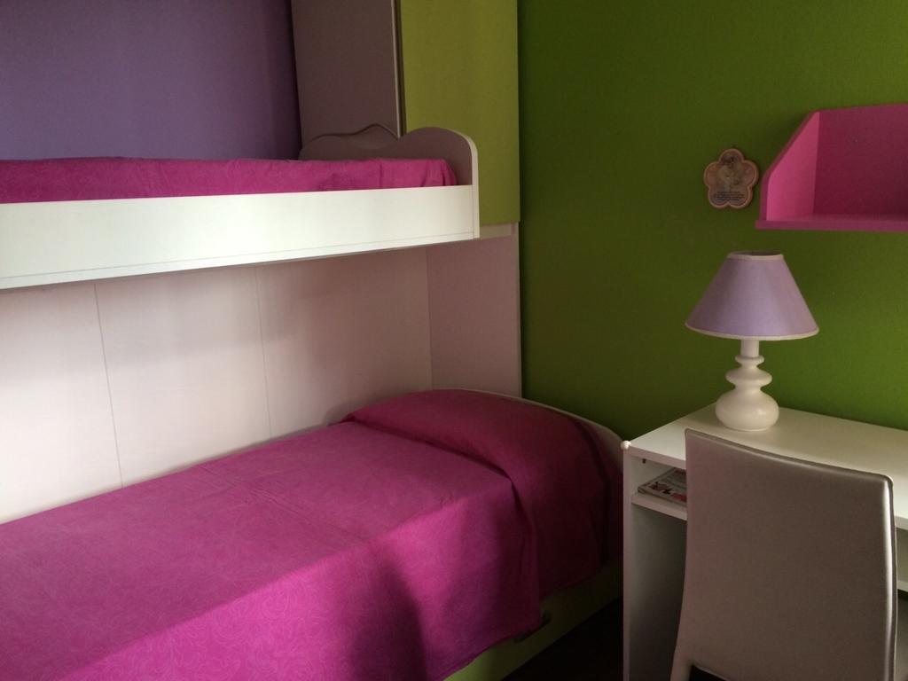 Villa Casa Dai Angioi Sirmione Zimmer foto